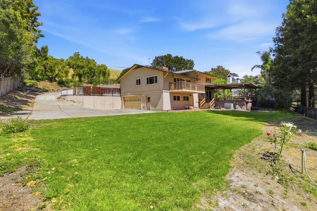 208 Mill Creek Road, Fremont, CA 94539