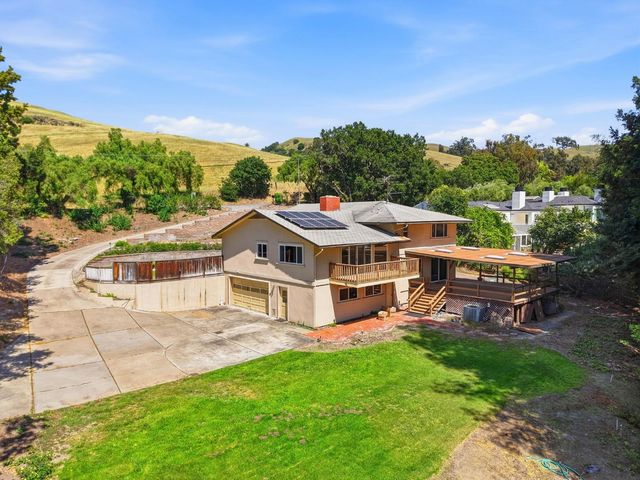 208 Mill Creek Road, Fremont, CA 94539