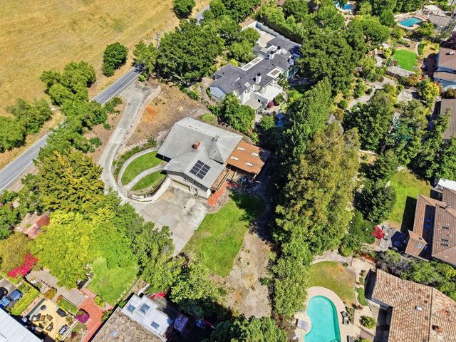208 Mill Creek Road, Fremont, CA 94539