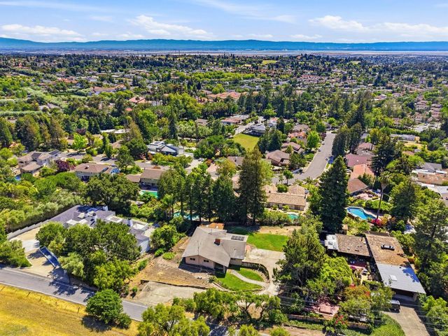 208 Mill Creek Road, Fremont, CA 94539