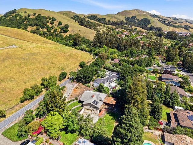 208 Mill Creek Road, Fremont, CA 94539