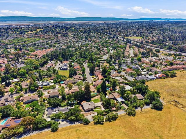 208 Mill Creek Road, Fremont, CA 94539