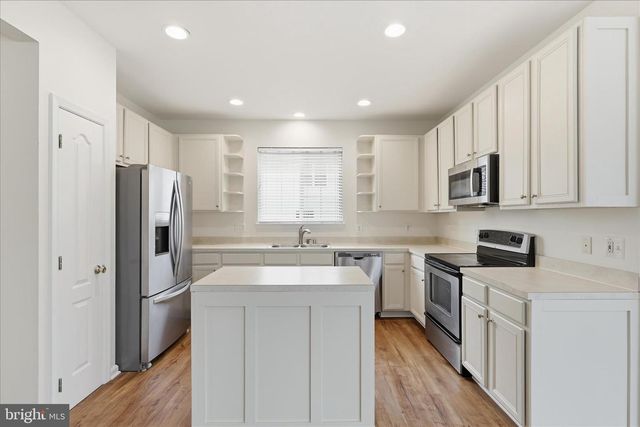 43438 OXEN LN, Chantilly, VA 20152