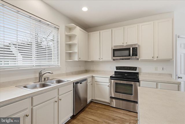 43438 OXEN LN, Chantilly, VA 20152