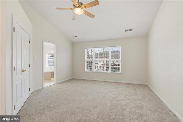 43438 OXEN LN, Chantilly, VA 20152