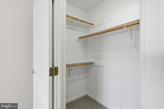 43438 OXEN LN, Chantilly, VA 20152