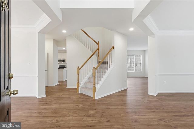 43438 OXEN LN, Chantilly, VA 20152