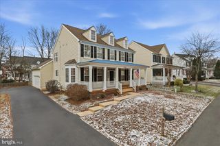 43438 OXEN LN, Chantilly, VA 20152