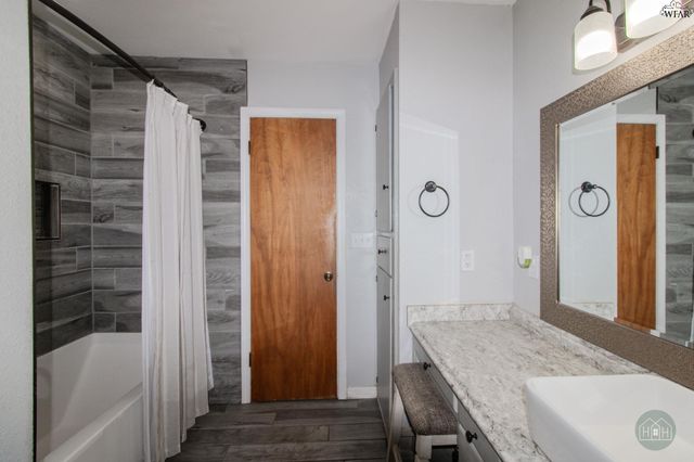 1811 YUCCA LANE, Vernon, TX 76384