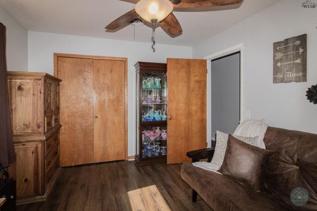 1811 YUCCA LANE, Vernon, TX 76384