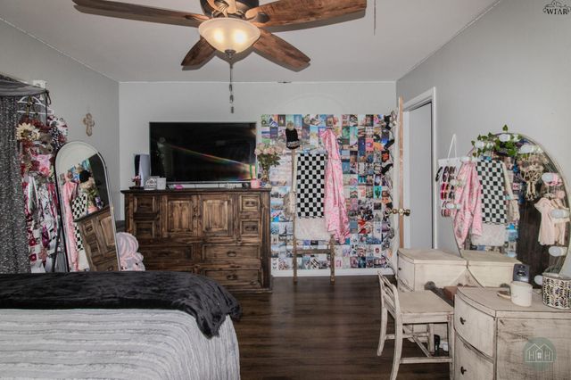 1811 YUCCA LANE, Vernon, TX 76384