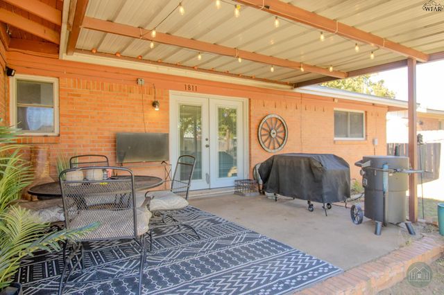 1811 YUCCA LANE, Vernon, TX 76384