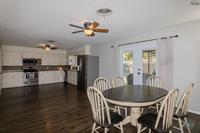 1811 YUCCA LANE, Vernon, TX 76384