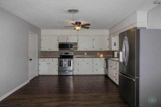 1811 YUCCA LANE, Vernon, TX 76384