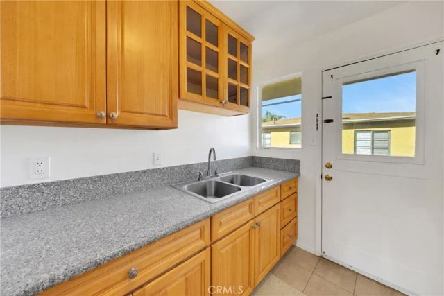 1515 W Commonwealth Avenue, Alhambra, CA 91803