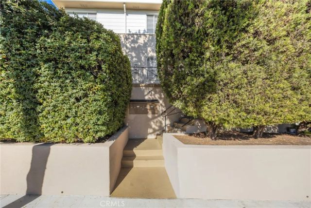 1515 W Commonwealth Avenue, Alhambra, CA 91803