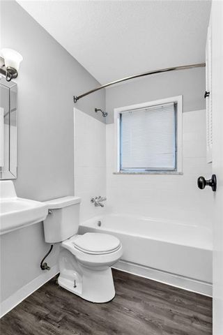 18805 E Arrowhead Drive, Independence, MO 64056