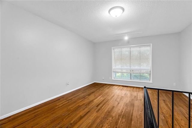 18805 E Arrowhead Drive, Independence, MO 64056