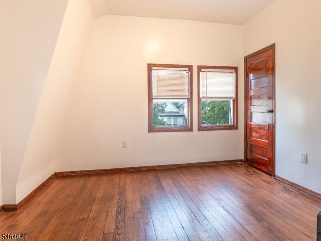 357 Ridgewood Ave, Newark City, NJ 07112