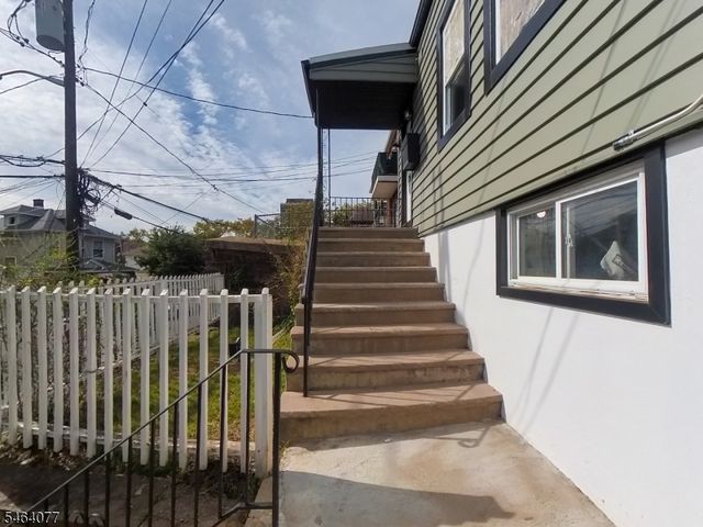 357 Ridgewood Ave, Newark City, NJ 07112