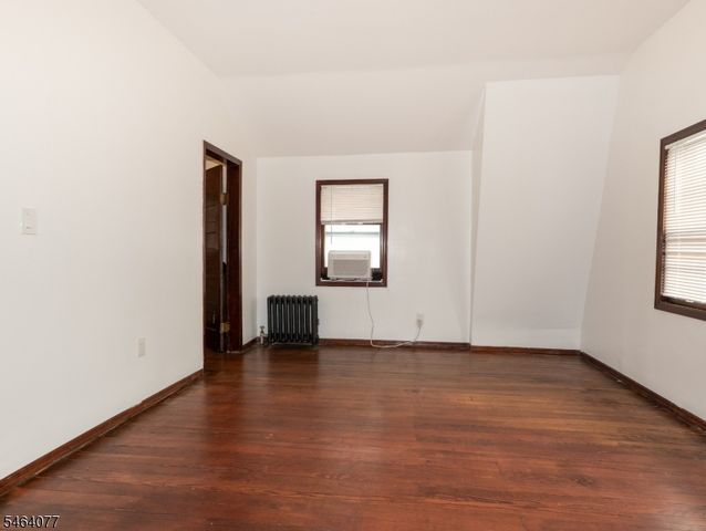 357 Ridgewood Ave, Newark City, NJ 07112