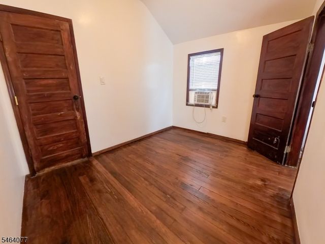 357 Ridgewood Ave, Newark City, NJ 07112