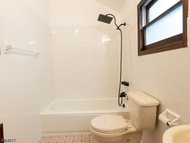 357 Ridgewood Ave, Newark City, NJ 07112