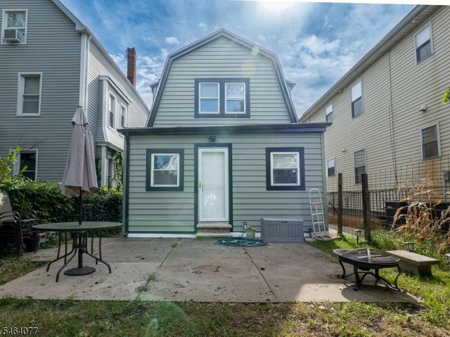 357 Ridgewood Ave, Newark City, NJ 07112