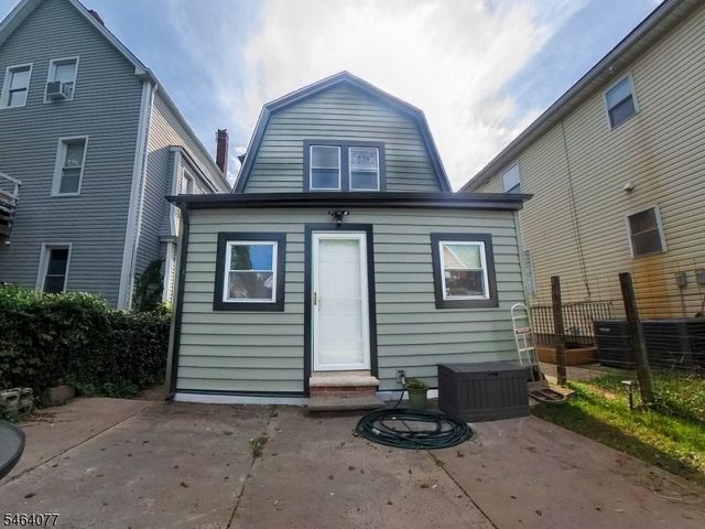 357 Ridgewood Ave, Newark City, NJ 07112