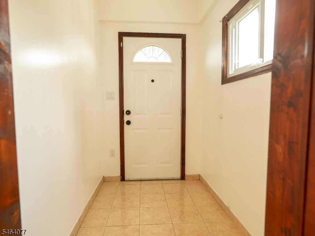 357 Ridgewood Ave, Newark City, NJ 07112 — photo 5