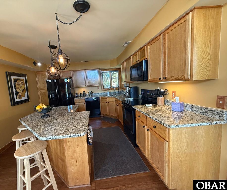 Image 13 of property listing at 1154 Franklyn Street, Corolla, NC 27927