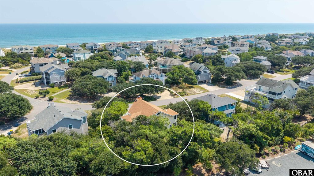 Image 3 of property listing at 1154 Franklyn Street, Corolla, NC 27927