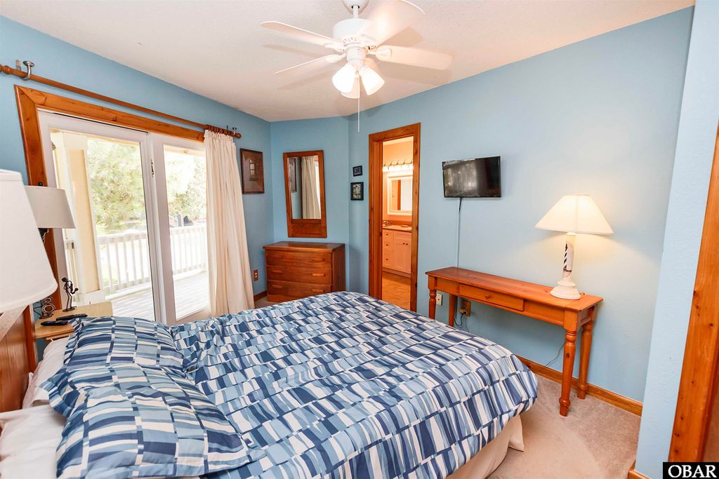 Image 23 of property listing at 1154 Franklyn Street, Corolla, NC 27927