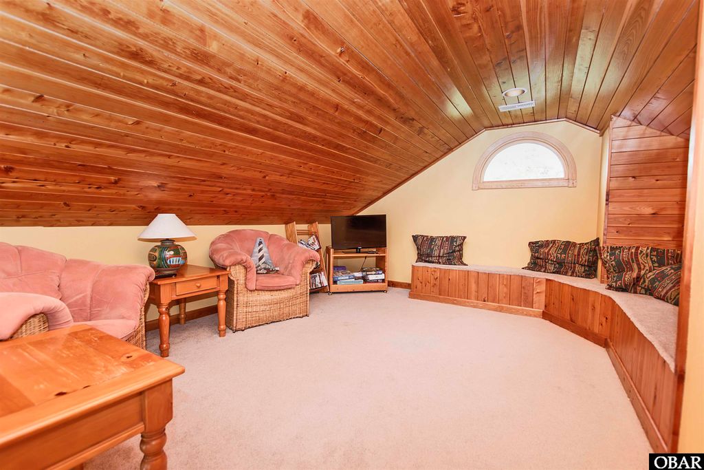 Image 34 of property listing at 1154 Franklyn Street, Corolla, NC 27927
