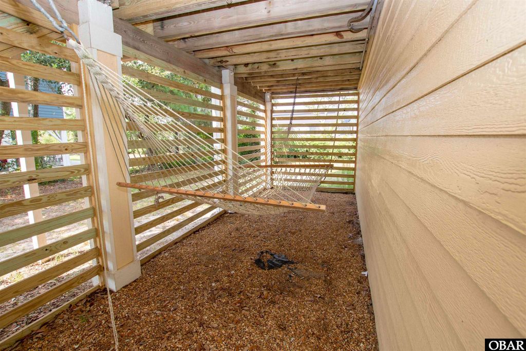 Image 42 of property listing at 1154 Franklyn Street, Corolla, NC 27927