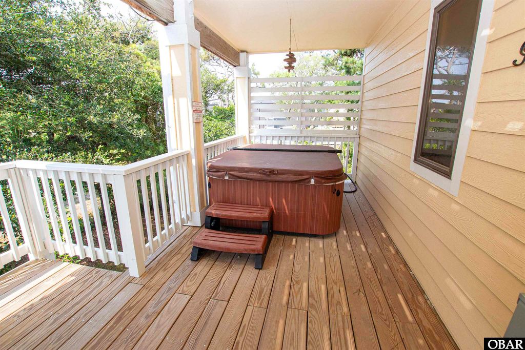 Image 43 of property listing at 1154 Franklyn Street, Corolla, NC 27927