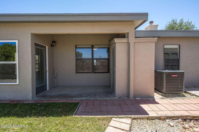 3953 Schooner Loop, Las Cruces, NM 88012