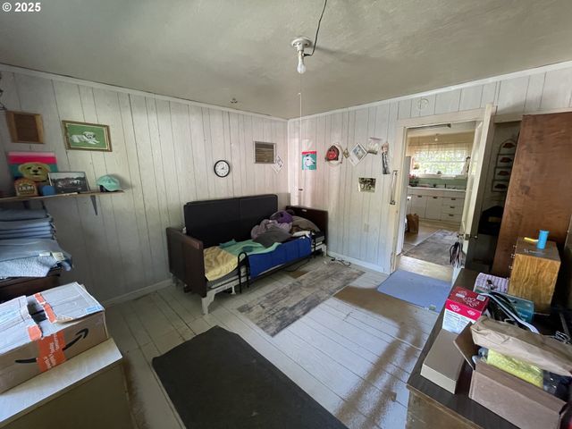 46255 HIGHWAY 242, Myrtle Point, OR 97458