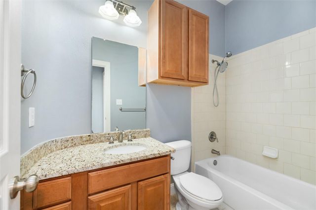 53 Versante Court, Houston, TX 77070