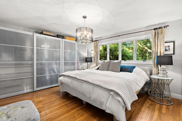 44 Windemere Rd, Wellesley, MA 02481