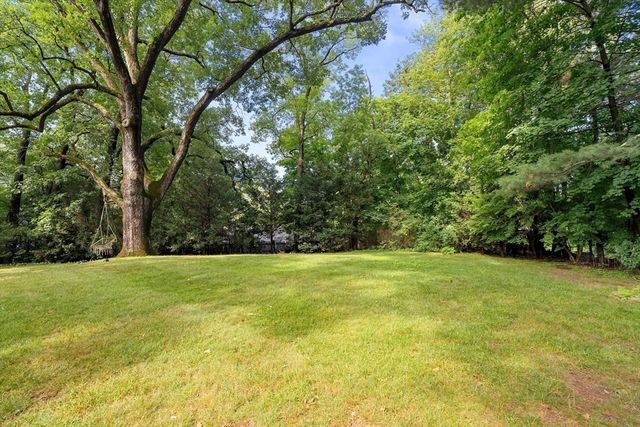 44 Windemere Rd, Wellesley, MA 02481