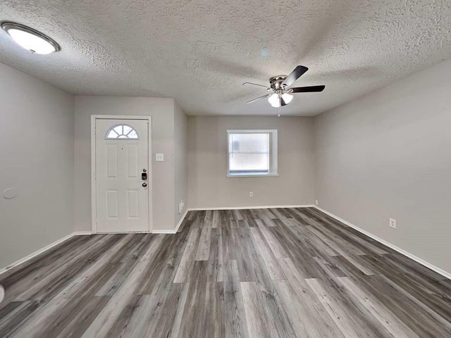 4126 Pocahontas Drive, Baytown, TX 77521