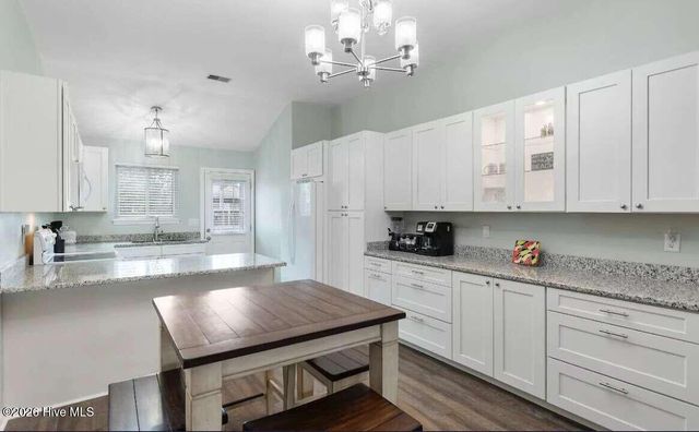 422 32nd Street, Sunset Beach, NC 28468