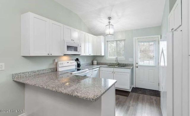 422 32nd Street, Sunset Beach, NC 28468