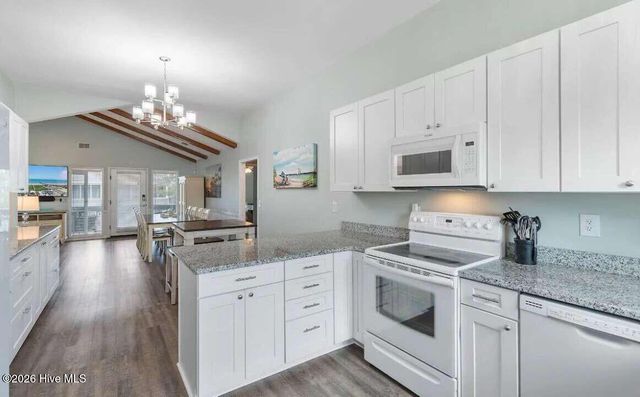 422 32nd Street, Sunset Beach, NC 28468