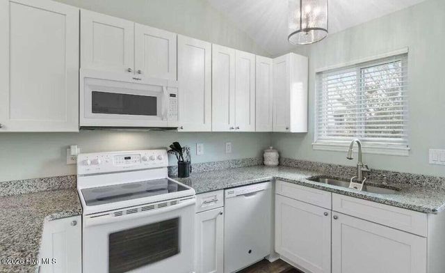 422 32nd Street, Sunset Beach, NC 28468