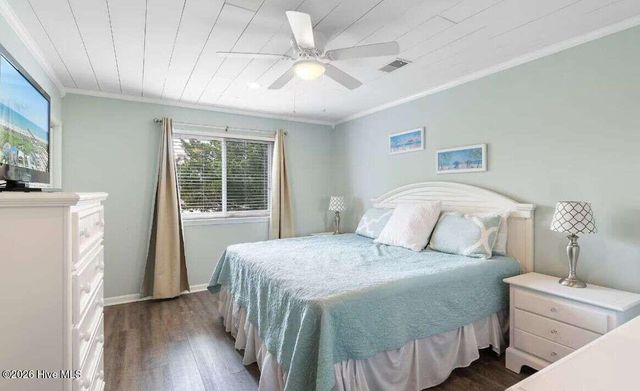 422 32nd Street, Sunset Beach, NC 28468