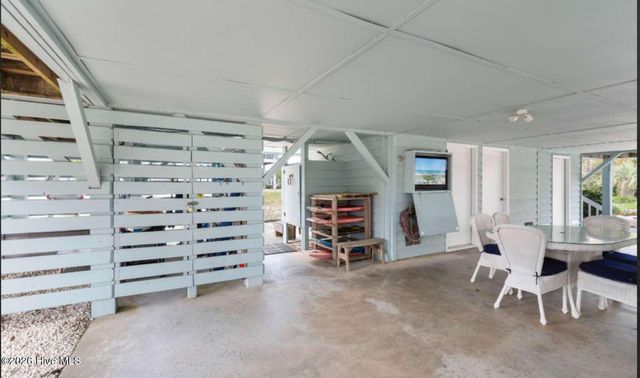 422 32nd Street, Sunset Beach, NC 28468
