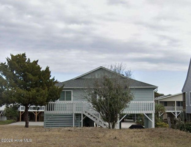 422 32nd Street, Sunset Beach, NC 28468