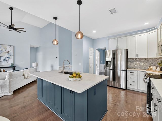 15815 Lavenham Road, Huntersville, NC 28078